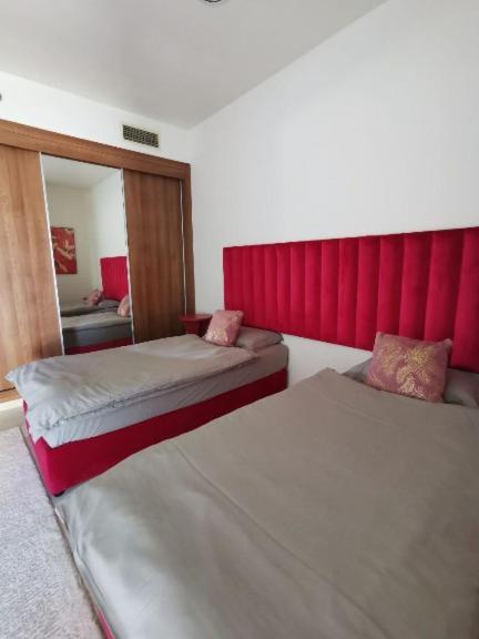 Luxury Stay In Marina Dubai Bagian luar foto